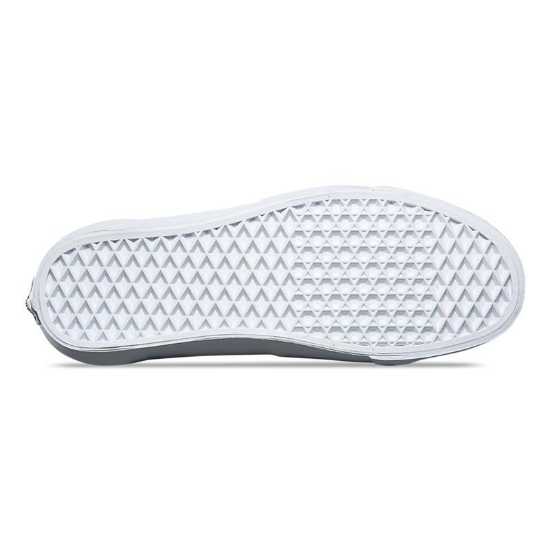Vans Style 205 Staple Mens Skate Shoes